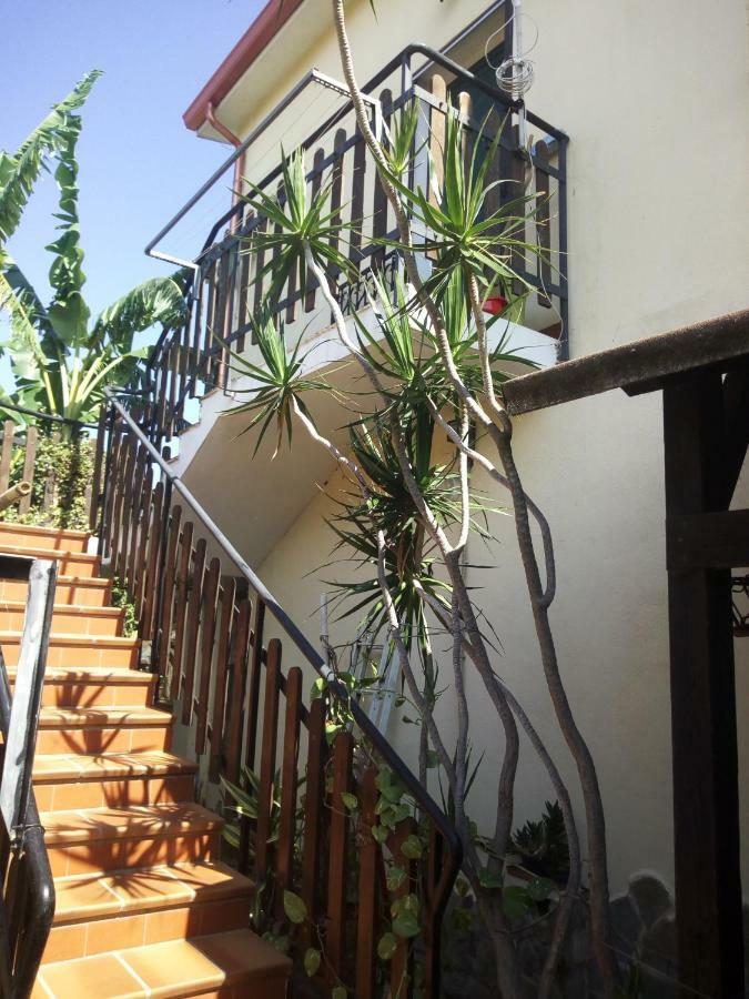 Casa Roberta Apartment Villa San Pietro Exterior photo